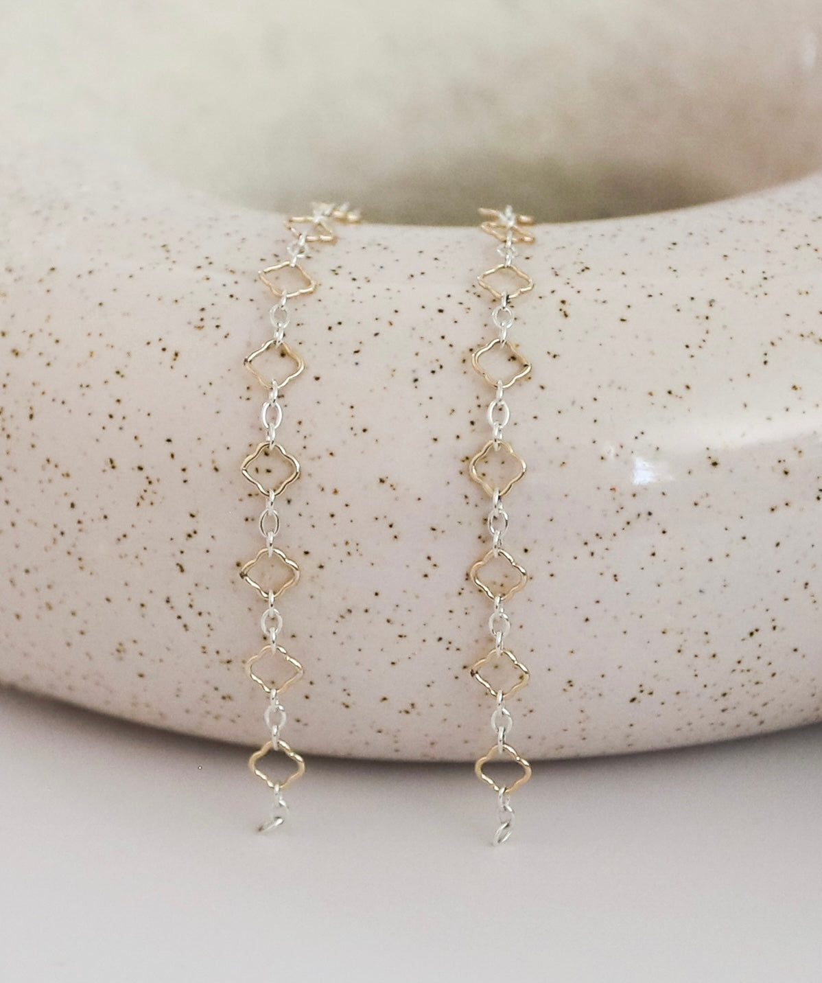Mixed Metal 3+1 Clover Chain