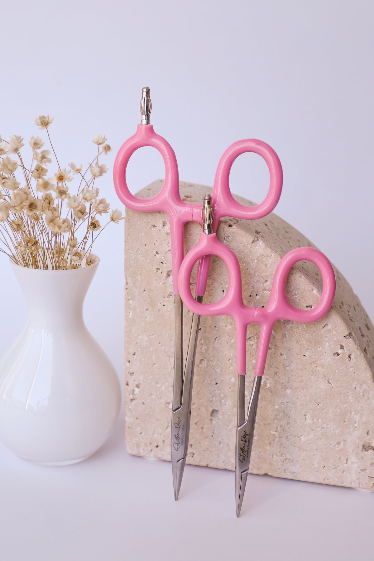Grounded Locking Hemostats - Pink & Silver