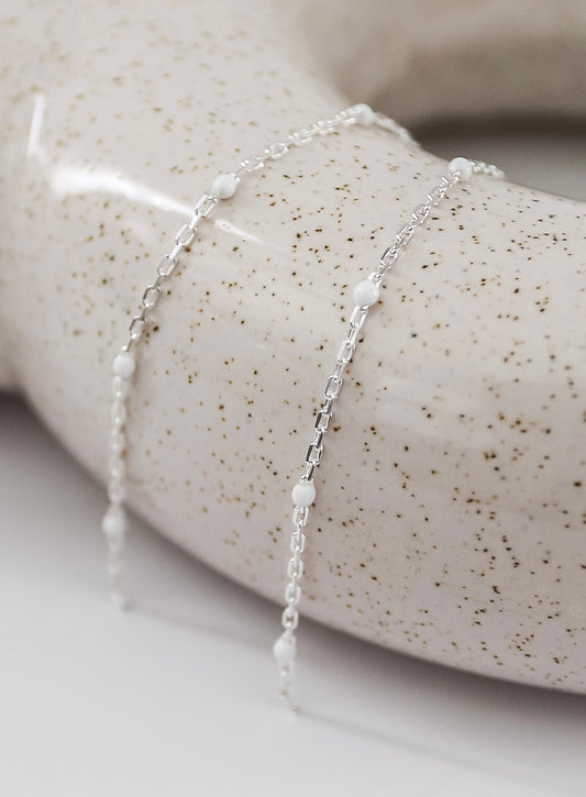 White Enamel Satellite Chain