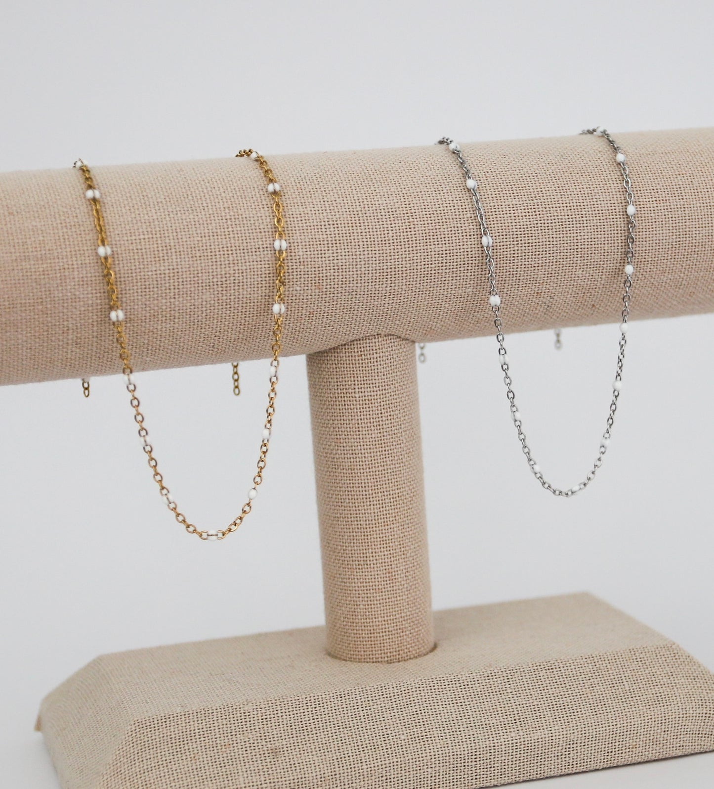 White Enamel Stainless Steel Satellite Chain