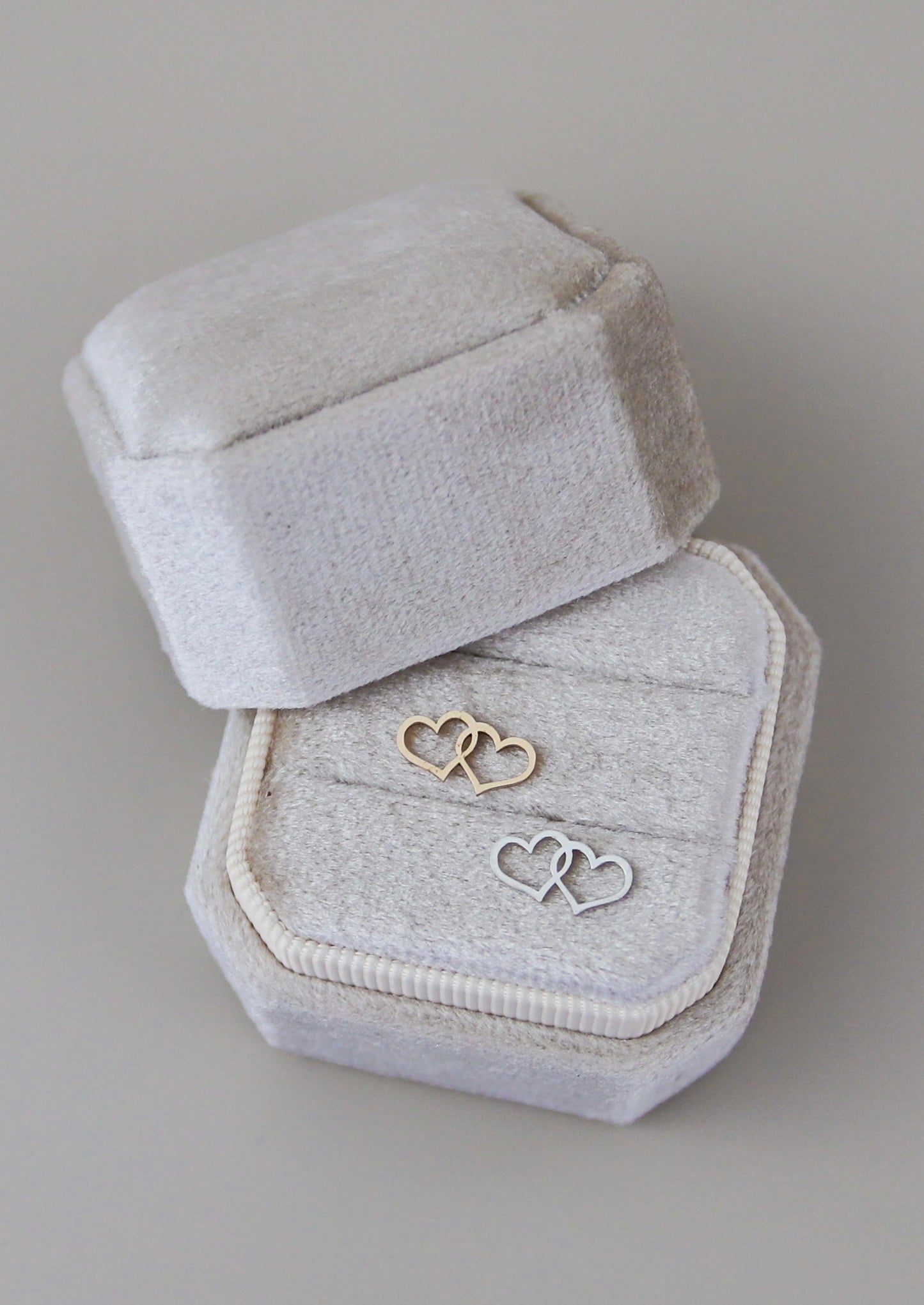 Interlinked Heart Connector