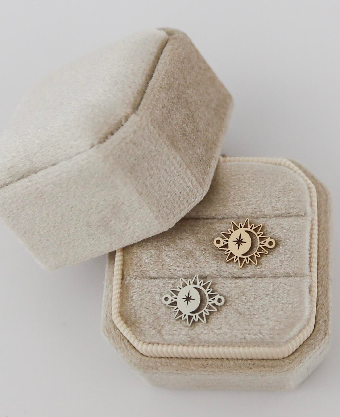 Sun Moon & Star Connector
