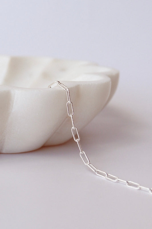 Textured Paperclip Chain