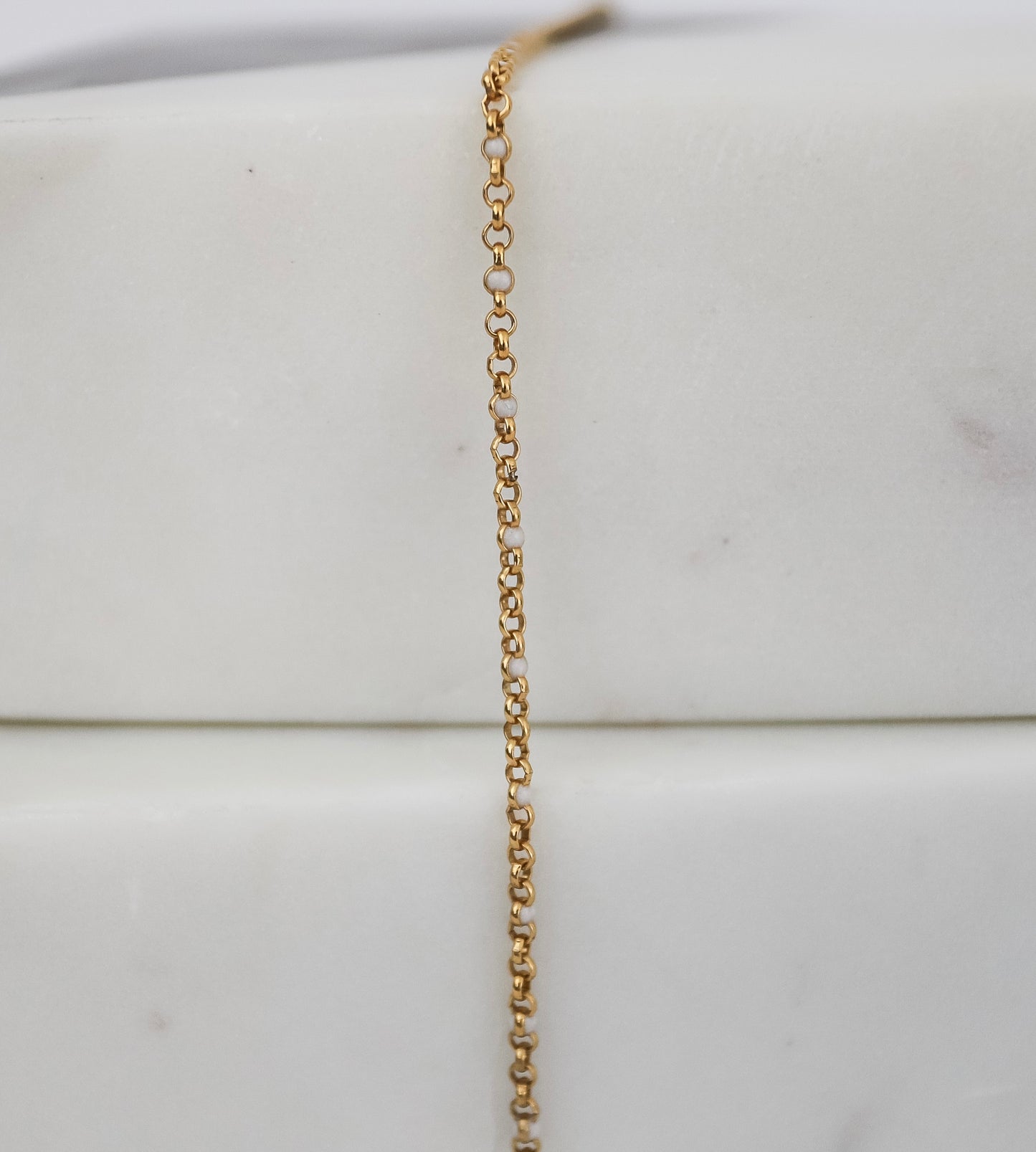 Enamel Rolo Chain - Pearlized White