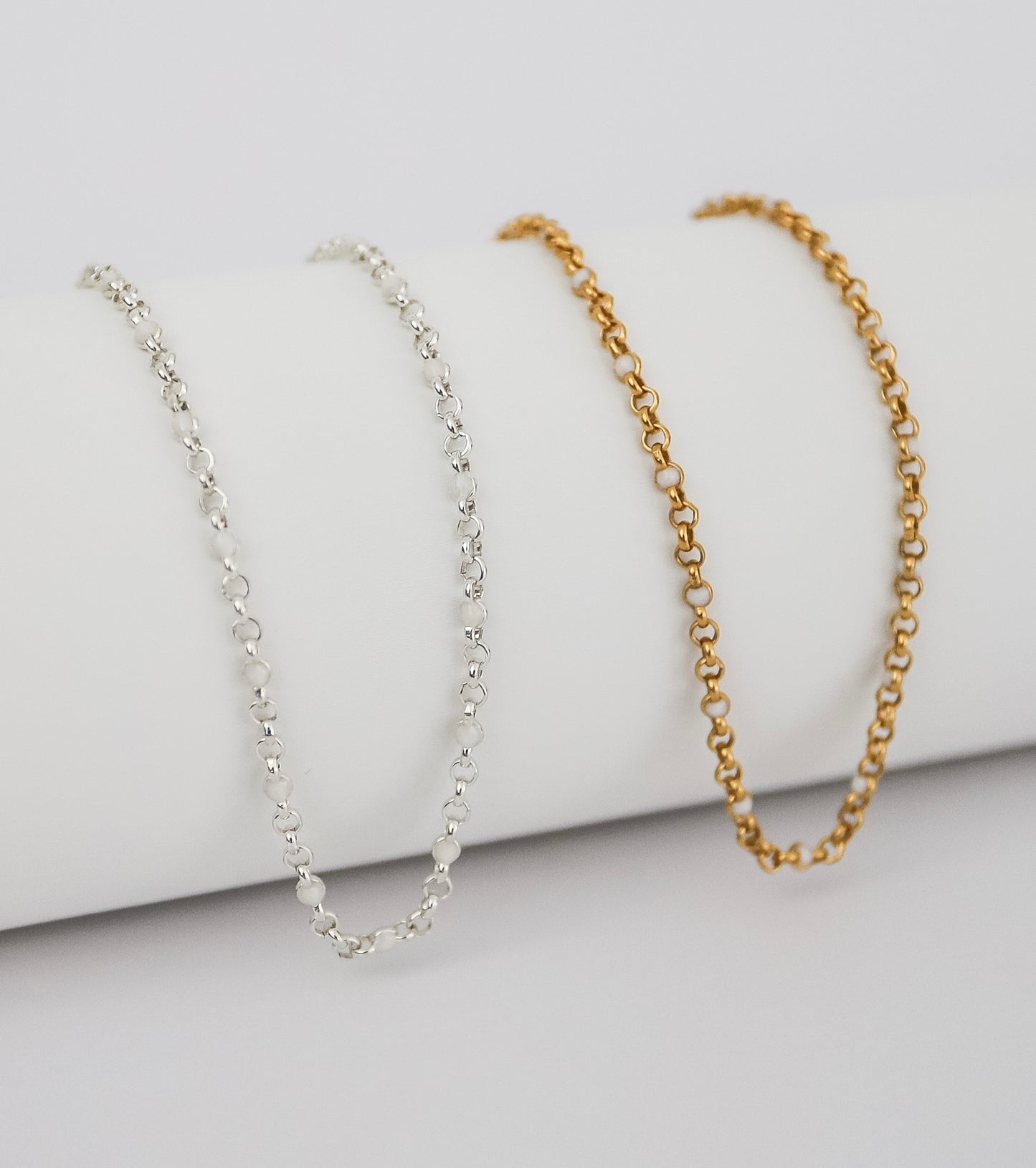 Enamel Rolo Chain - Pearlized White