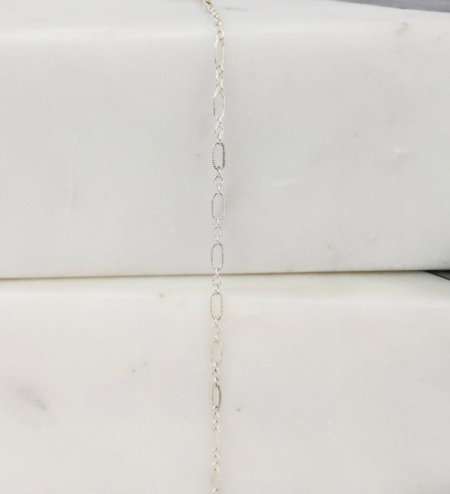Textured 3+1 Chain