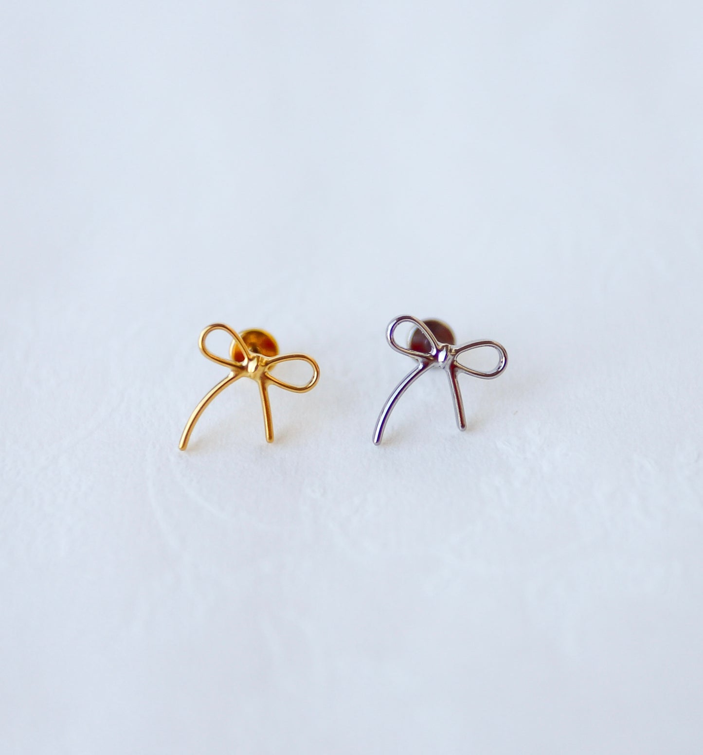 Bow Earring